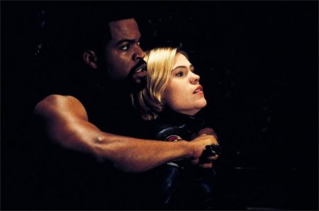Ghosts of Mars (2001)