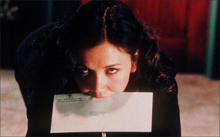 Secretary (2002)