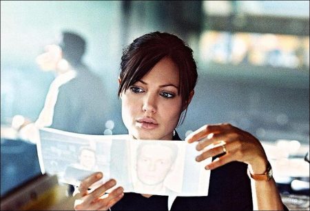 Taking Lives (2004) - Angelina Jolie