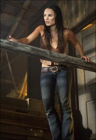 The Texas Chainsaw Massacre: The Beginning (2006) - Jordana Brewster