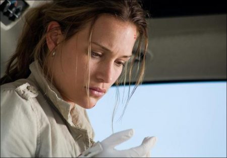 Carriers (2009) - Piper Perabo