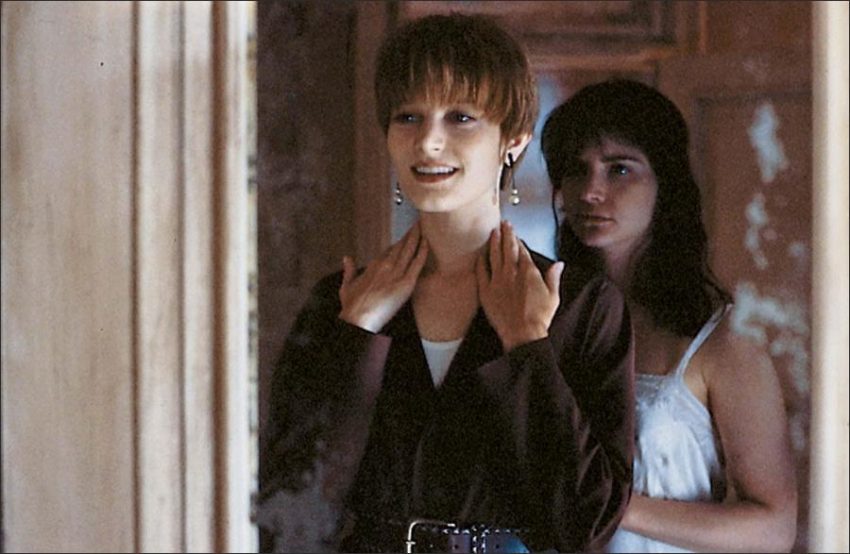 Single White Female (1992) – 90's Movie Nostalgia