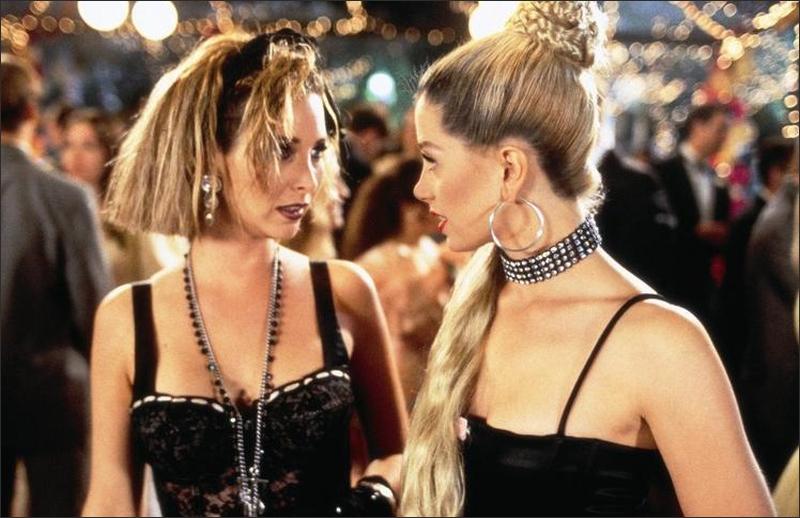 Romy and Michele's High School Reunion (1997)