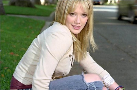 Hilary Duff welcomes a baby